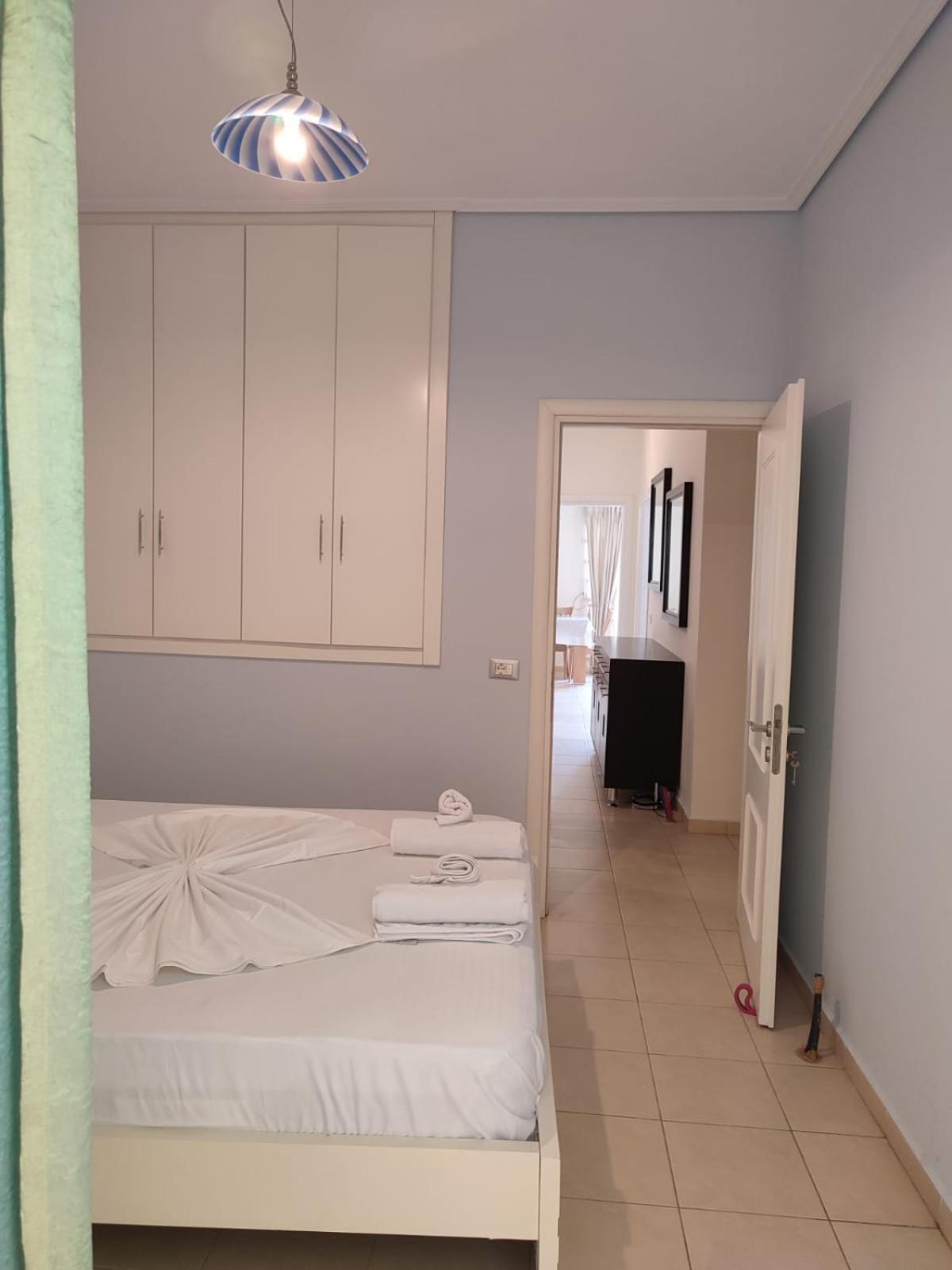 Cimi Apartments Sarandë Exteriör bild