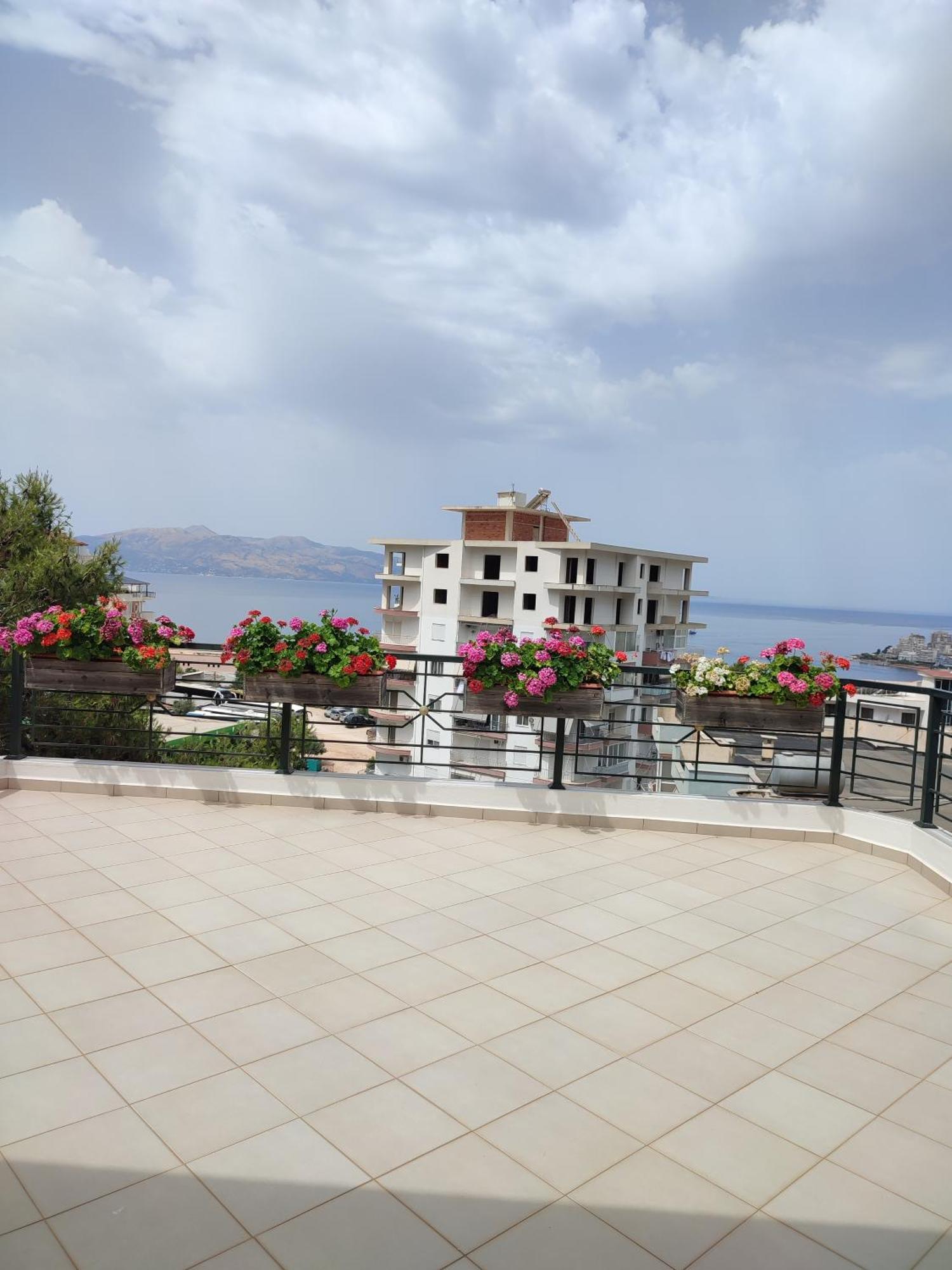 Cimi Apartments Sarandë Exteriör bild