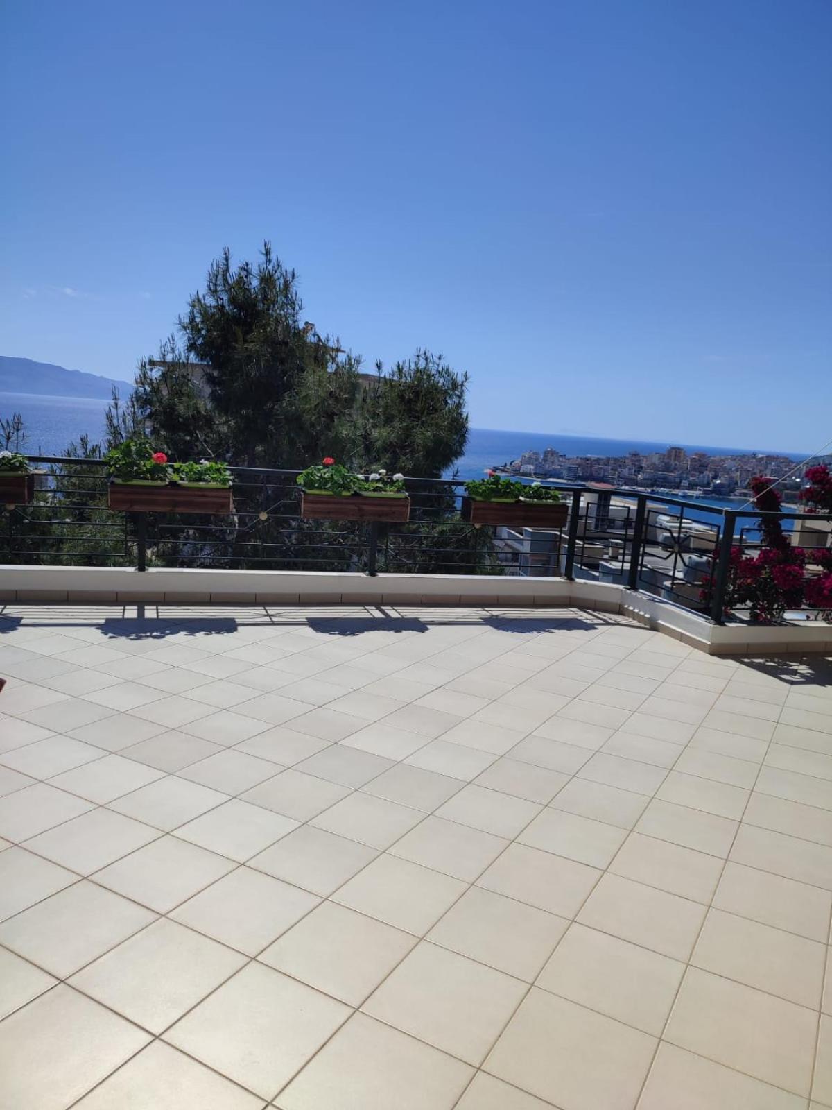 Cimi Apartments Sarandë Exteriör bild
