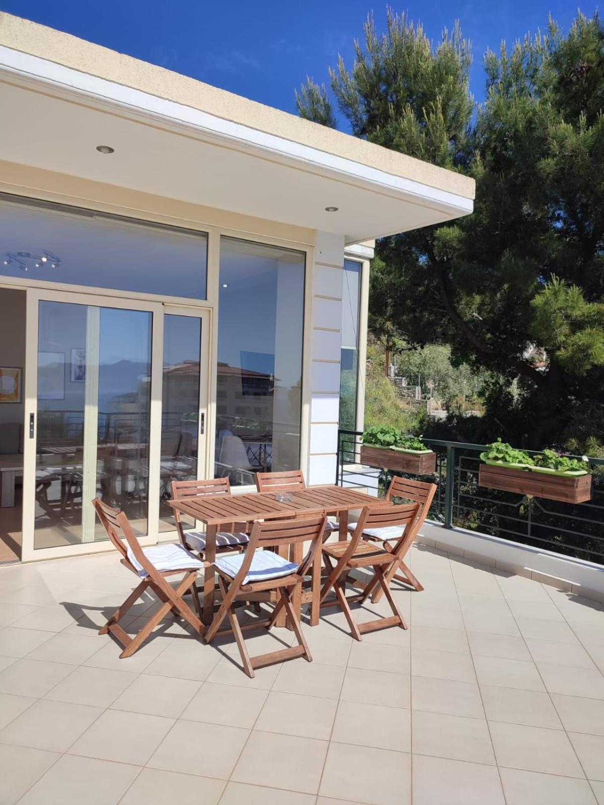 Cimi Apartments Sarandë Exteriör bild