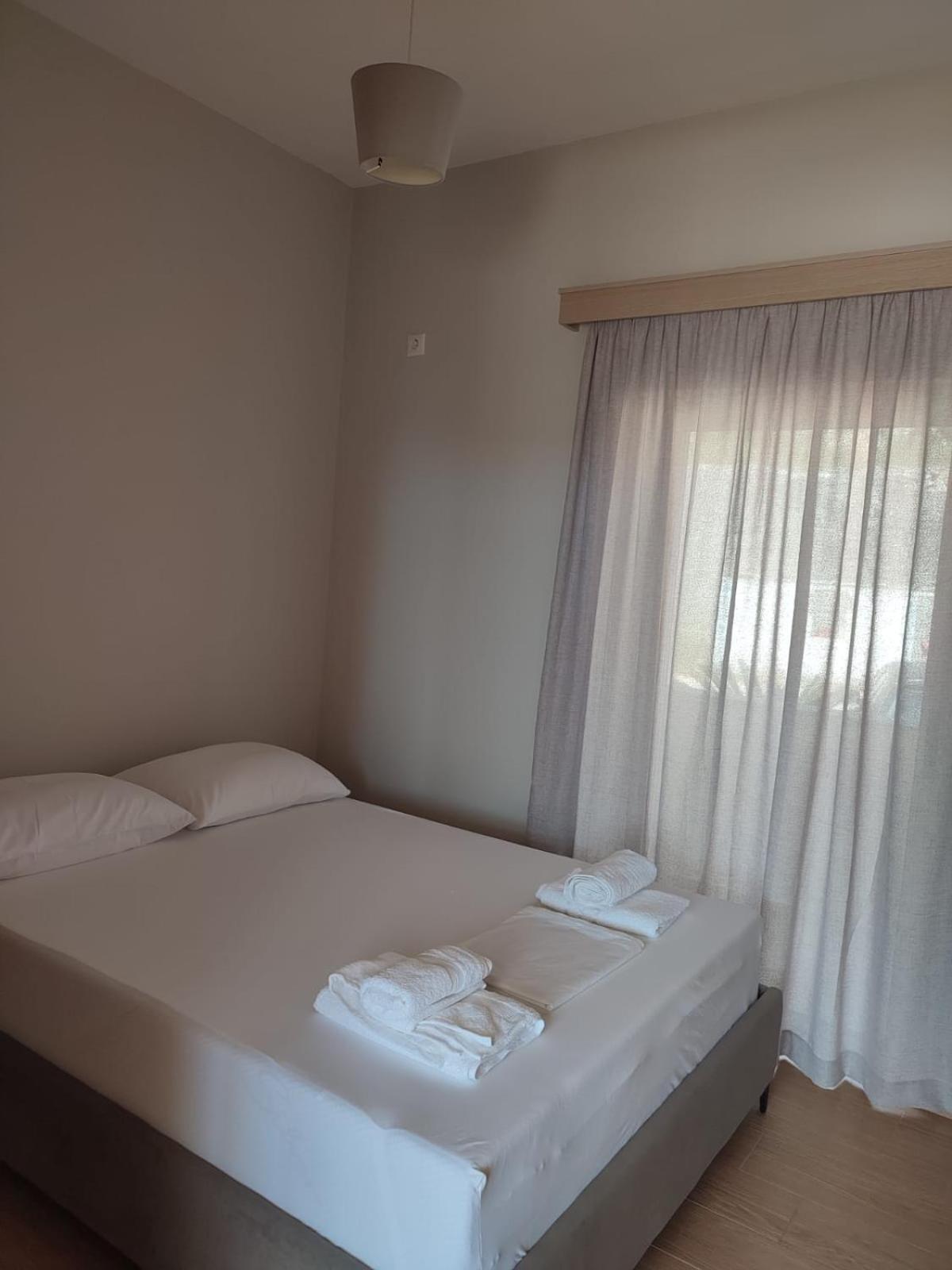 Cimi Apartments Sarandë Exteriör bild